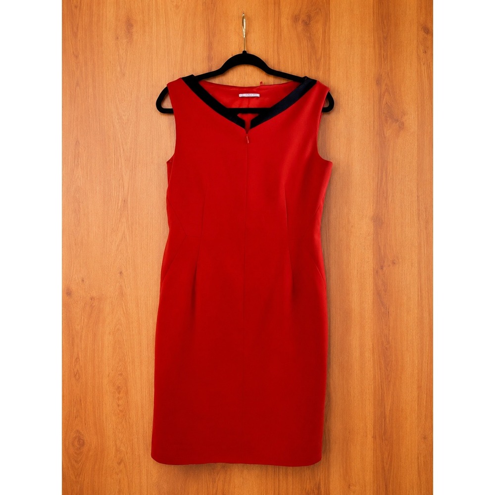 Tahari Cherry Red Midi Sheath Dress with Black Neck Trim Business Size M Medium